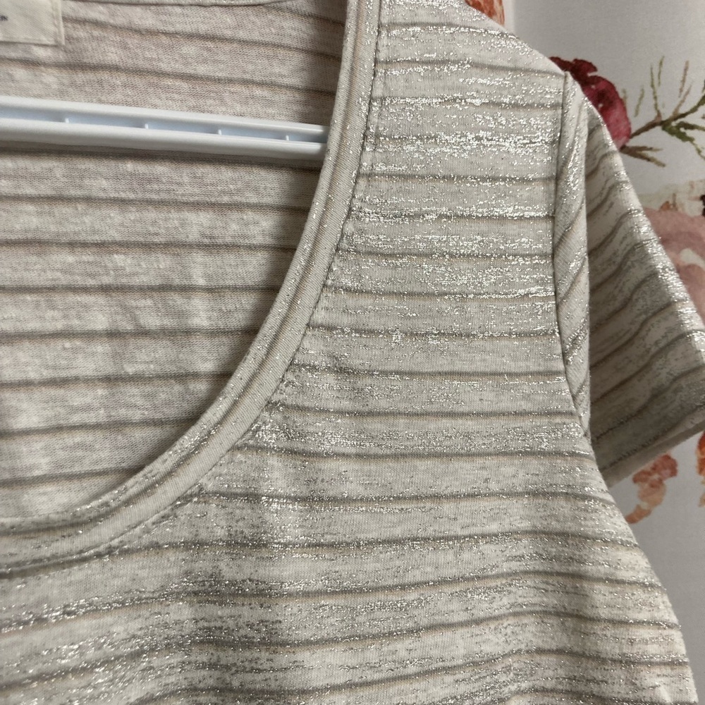Medium Gap top with sparkle​​​​​​​​​​​​